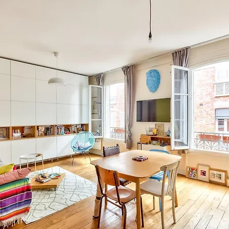 Splendid For 4 In The 11th District Apartment Paris